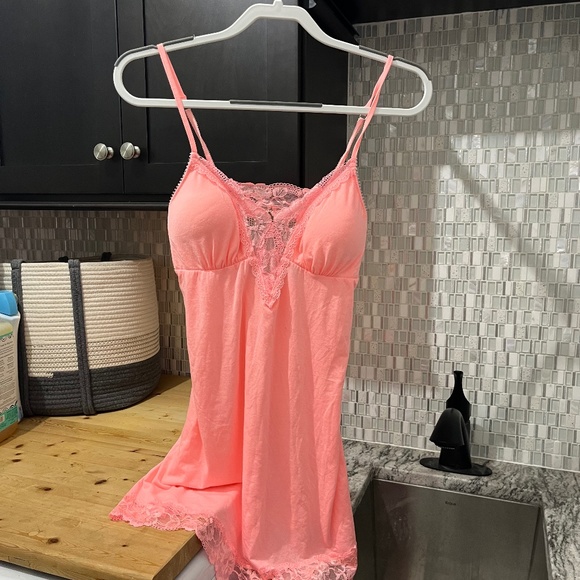 Victoria’s Secret sleepwear - Picture 1 of 8